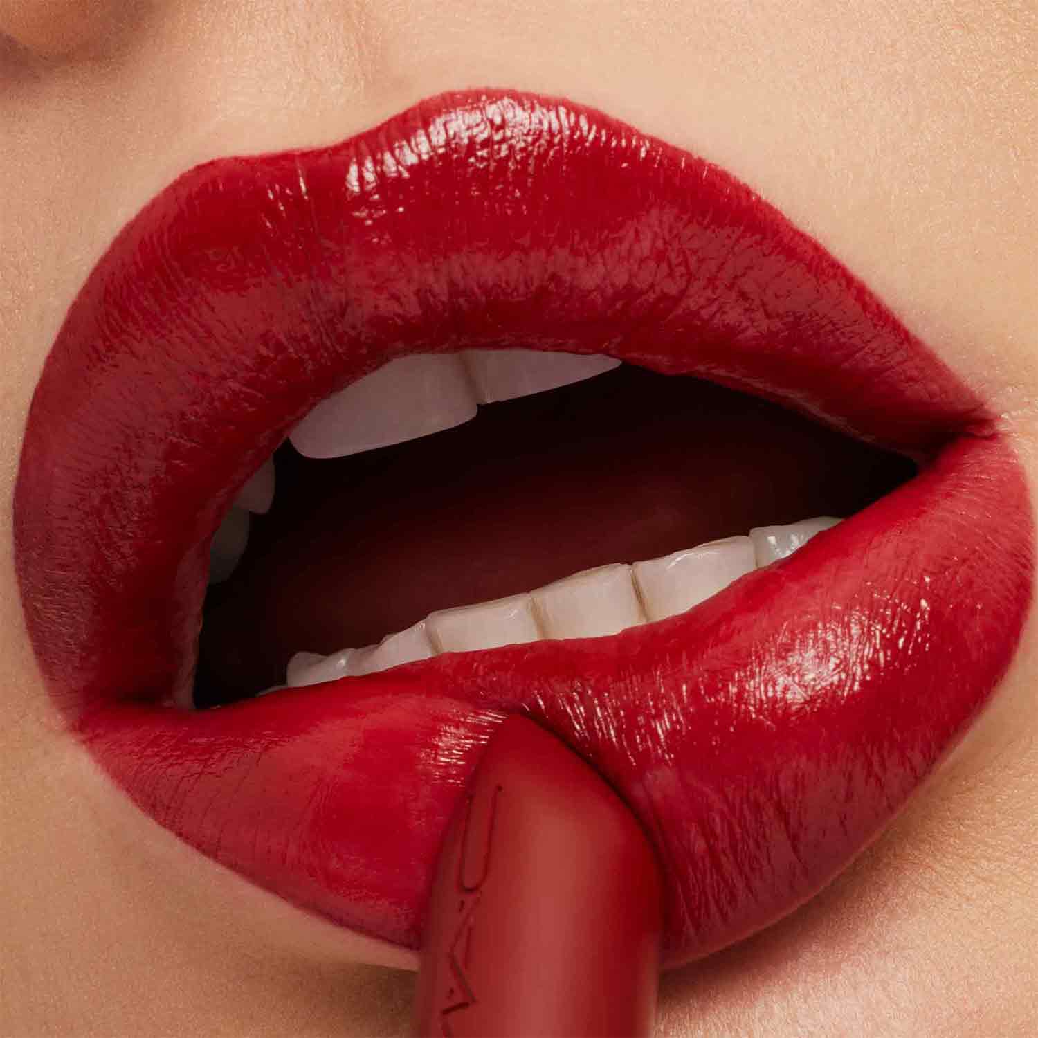 MACXIMAL SLEEK SATIN (LABIAL SATINADO)